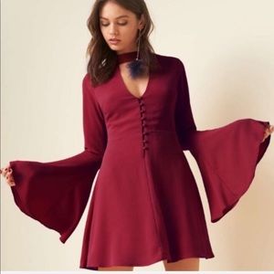 BNWOT Gorgeous bell sleeve dress